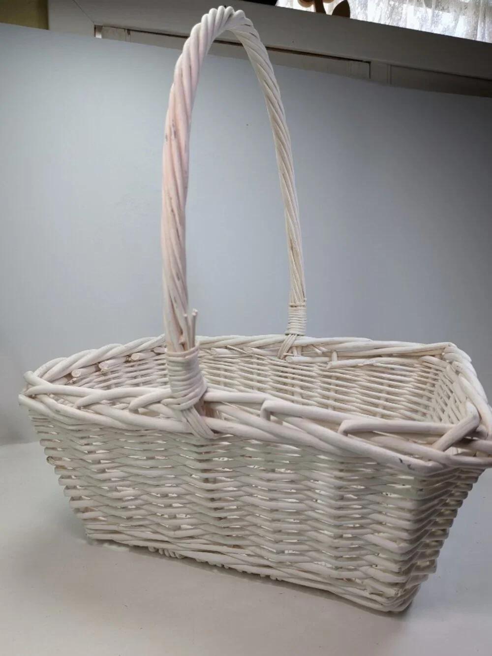 VTG Extra Large Whitewash Wicker Basket Fixed High Arch Handle Gathering Basket